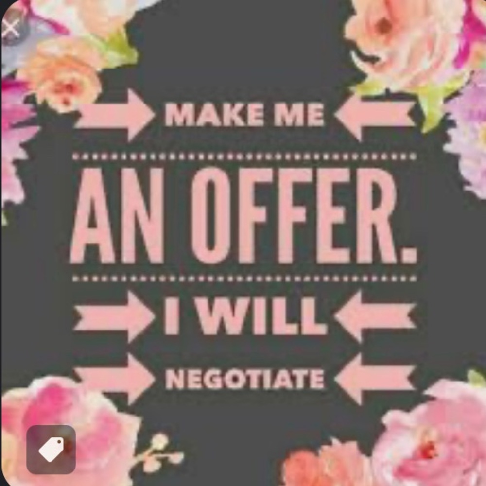 Make me an Offer lupizee@ yahoofree shipping available
Subject line POSHMARK